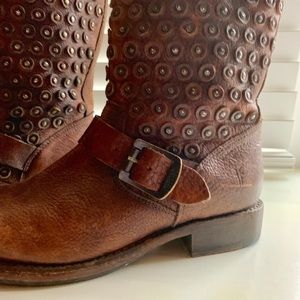 Jenna Disc Short Ankle Boot